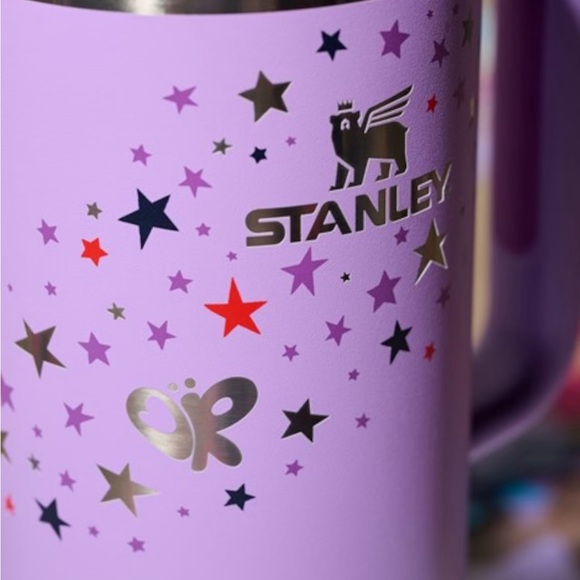 NIB Stanley x Olivia Rodrigo Quencher H2.0 FlowState™ Tumbler 40 OZ - Picture 2 of 7